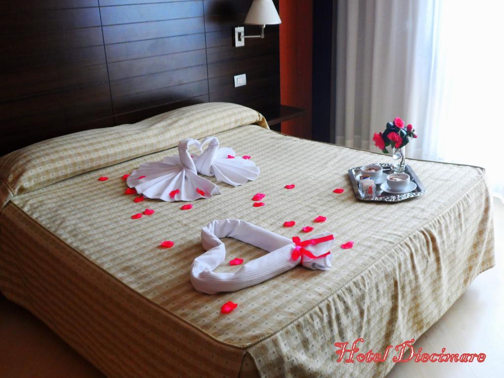 Hotel Diecimare Кава-де-Тиррени Экстерьер фото